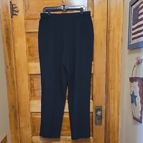 Allison Daley Black Tailored Trousers for Formal Wear - Picture 2 of 5